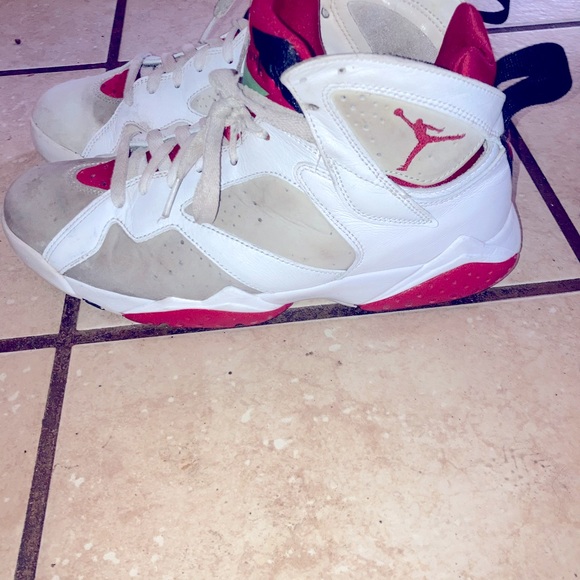 These are the Retro Air jordan 7’s Retro hares 2015 these are up fOR SALE Hit up